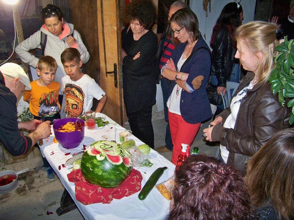 Yo Ho Hostel Βάρνα Εξωτερικό φωτογραφία
